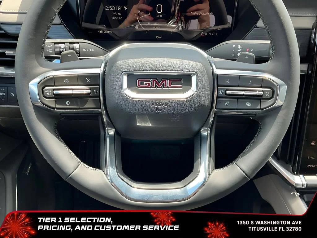 New 2026 Glacier White Tricoat GMC Elevation image 39
