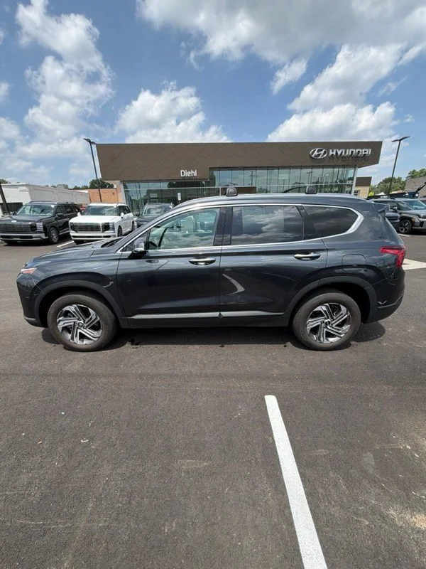 Used 2023 Gray Hyundai SEL image 3