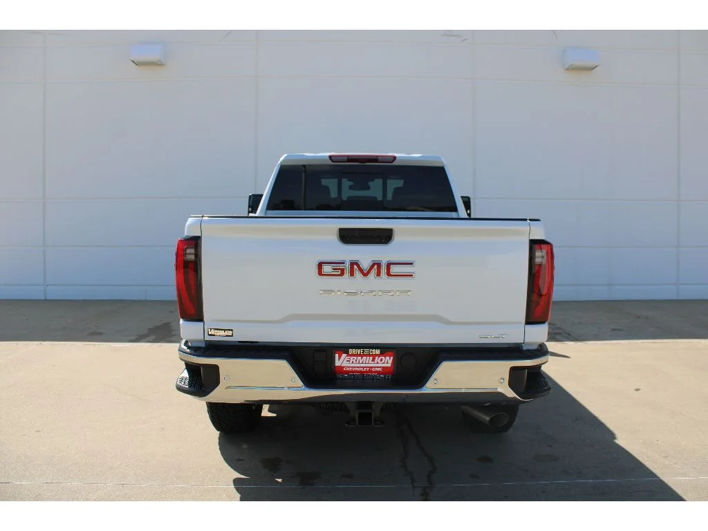 New 2026 WHITE GMC SLT image 22
