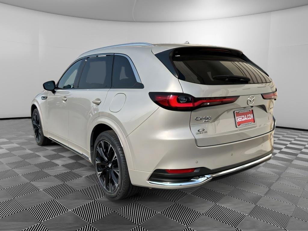 Used 2025 Platinum Quartz Mazda S Premium Plus Package image 6