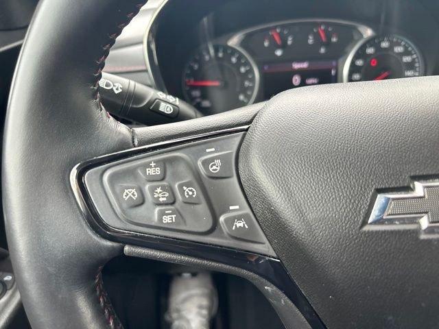 Used 2022 Red Chevrolet RS image 18
