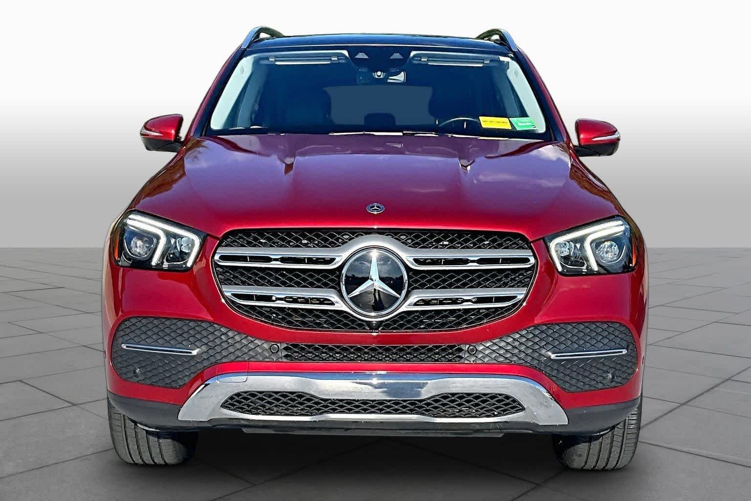 Used 2022 MANUFAKTUR Cardinal Red Metallic Mercedes-Benz GLE 350 image 4