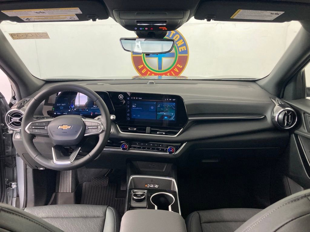 2026 Chevrolet Equinox LT - Photo 8