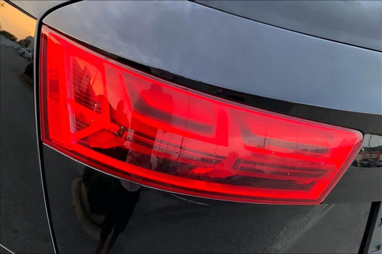 Used 2018 Orca Black Metallic Audi Prestige image 27