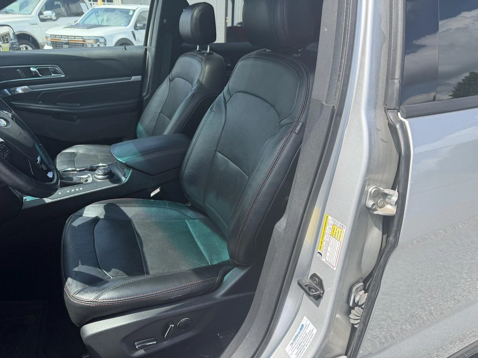 Used 2016 Ingot Silver Ford Sport image 13