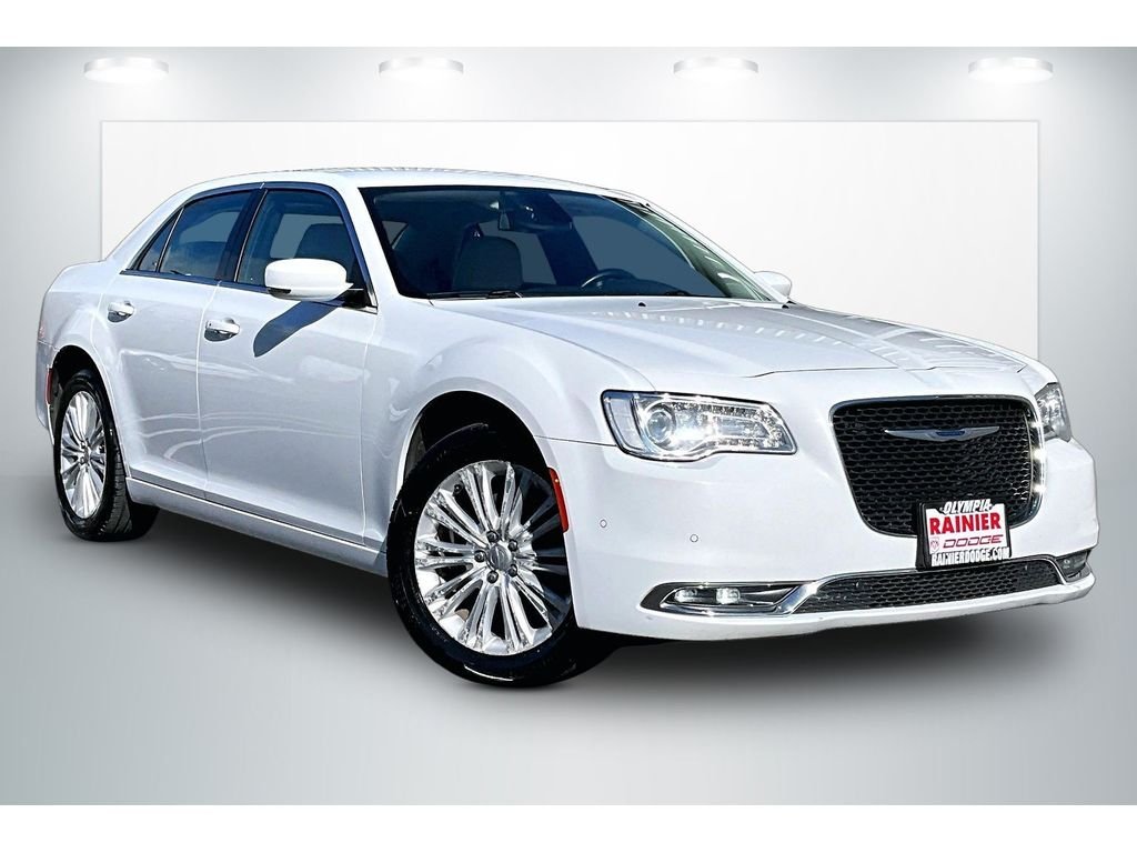 2021 Chrysler 300 Touring