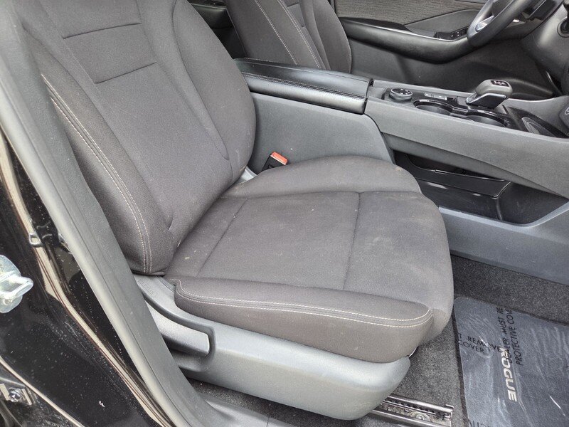 Used 2023 Black Nissan S image 25