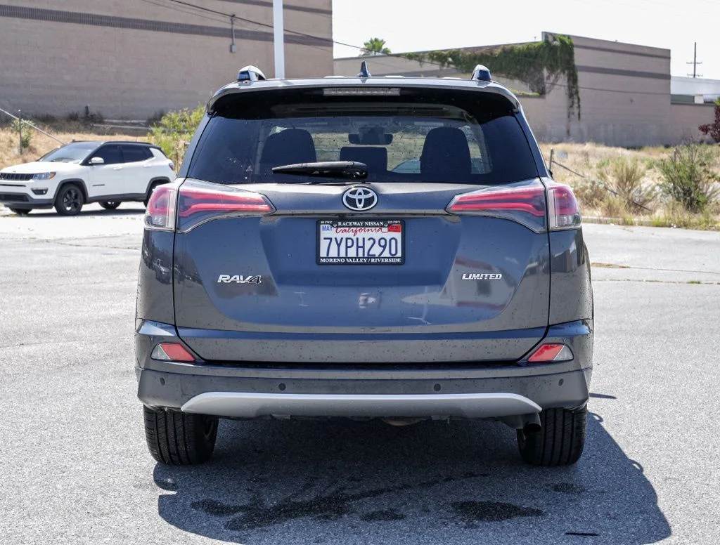 Used 2017 Gray Toyota Limited image 4