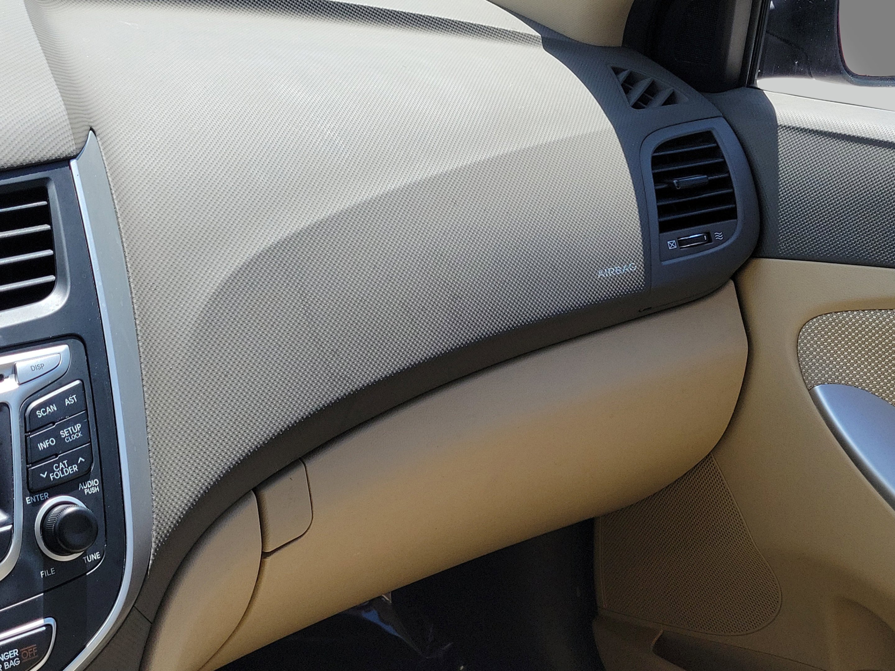 Used 2012 Boston Red Hyundai GLS image 29