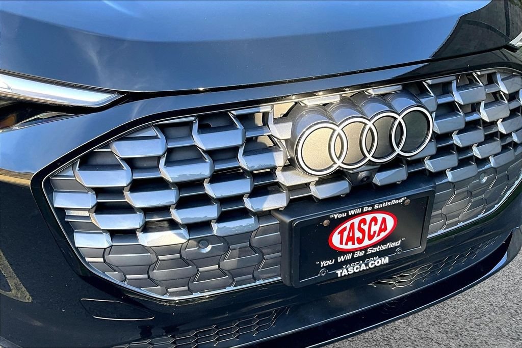Used 2025 Black Audi 2.0T Premium image 33