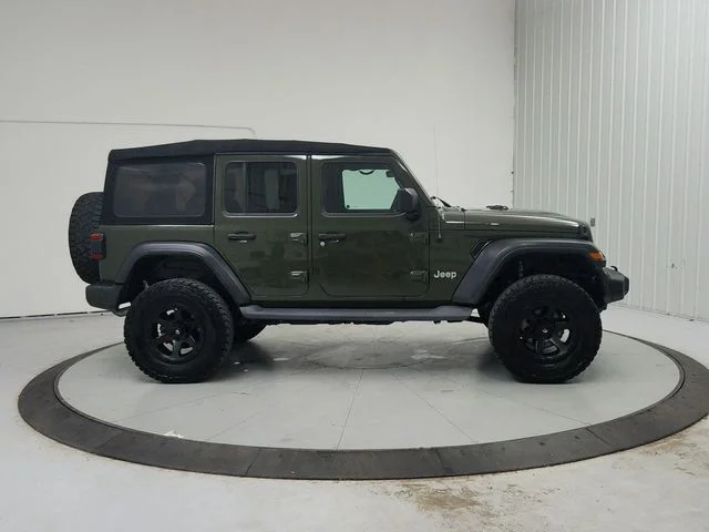 Used 2020 Green Jeep Unlimited Sport S image 9