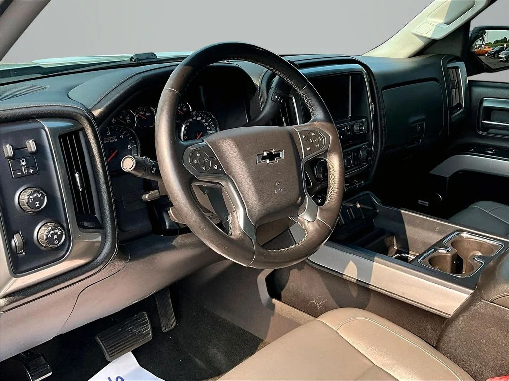 Used 2017 Silver Chevrolet LTZ image 13