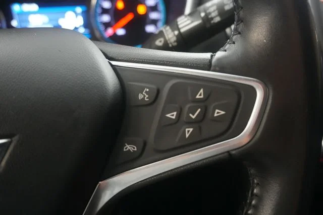 Used 2022 Blue Glow Metallic Chevrolet LT image 15