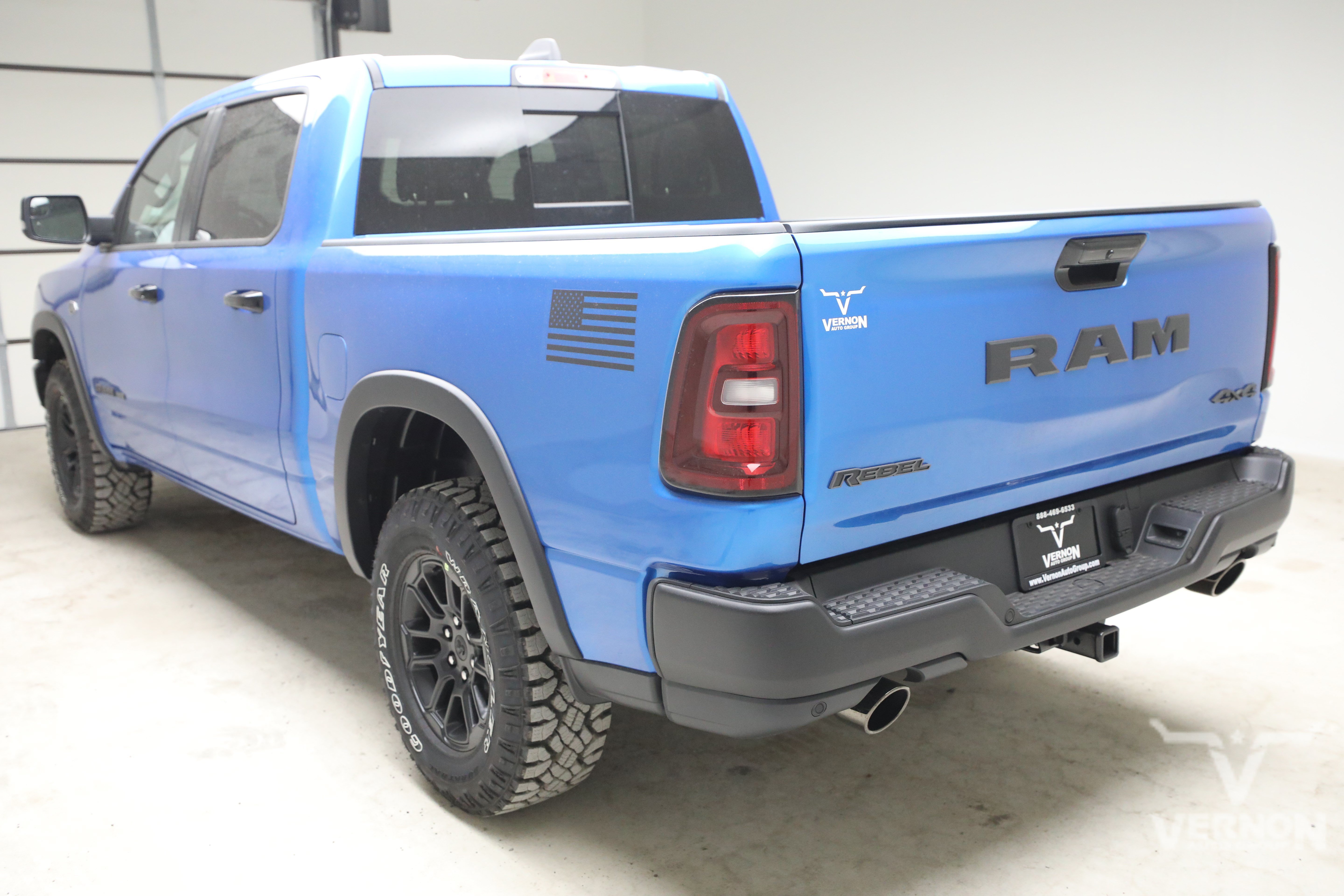 New 2026 Hydro Blue Pearlcoat Ram N image 3
