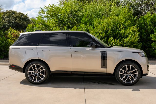 New 2027 Gold Land Rover SE image 8