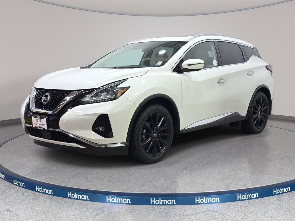 Used 2020 White Nissan Platinum image 1