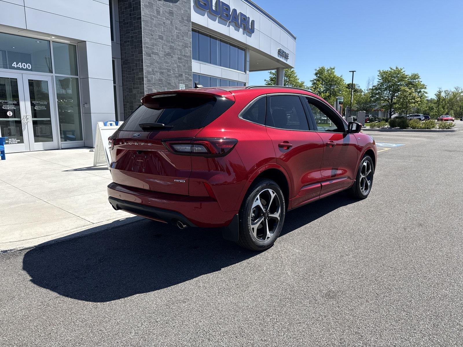 Used 2024 Rapid Red Metallic Tinted Clearcoat Ford ST-Line Elite image 4