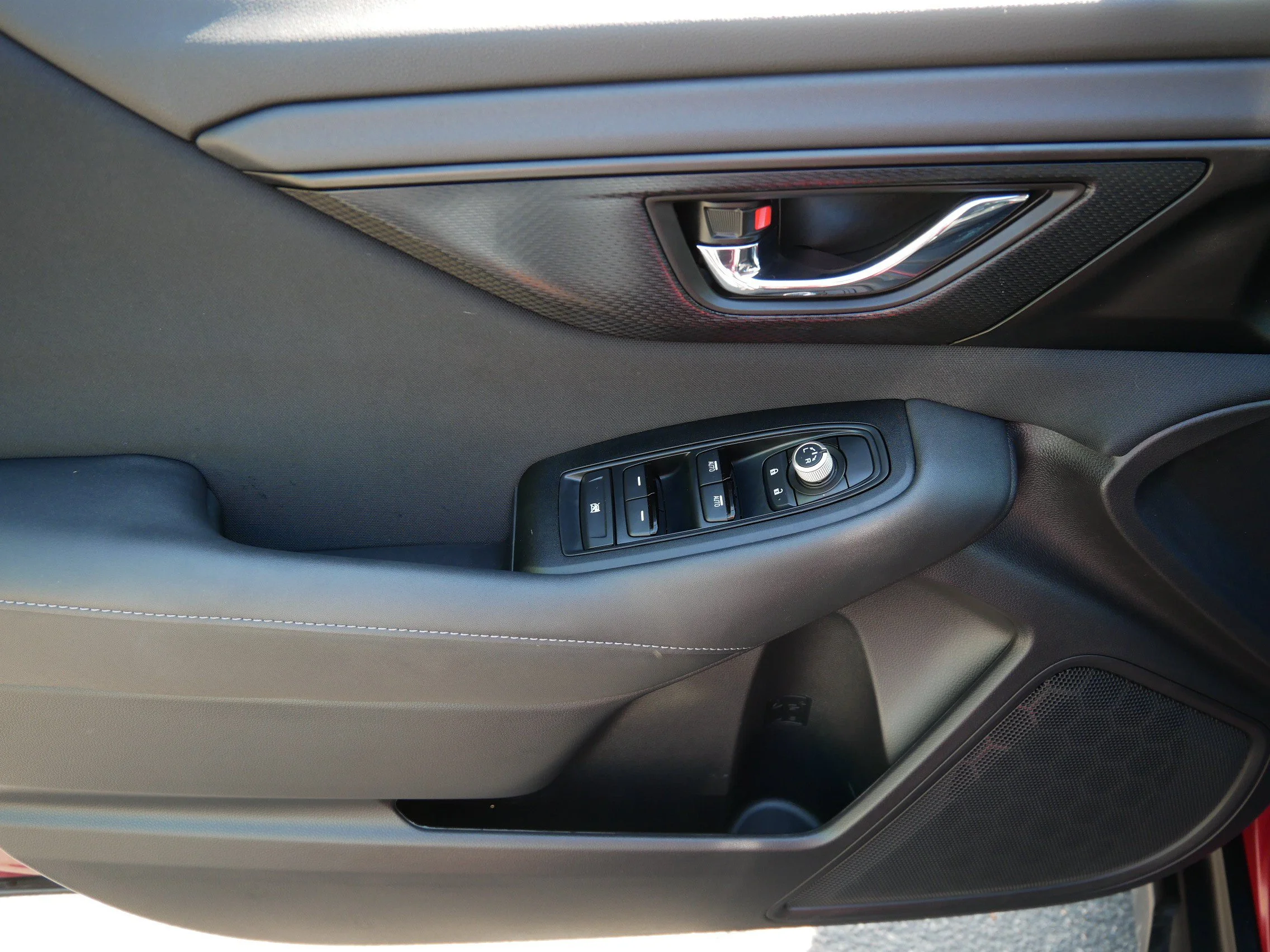 Used 2025 Crimson Red Pearl Subaru Premium image 31