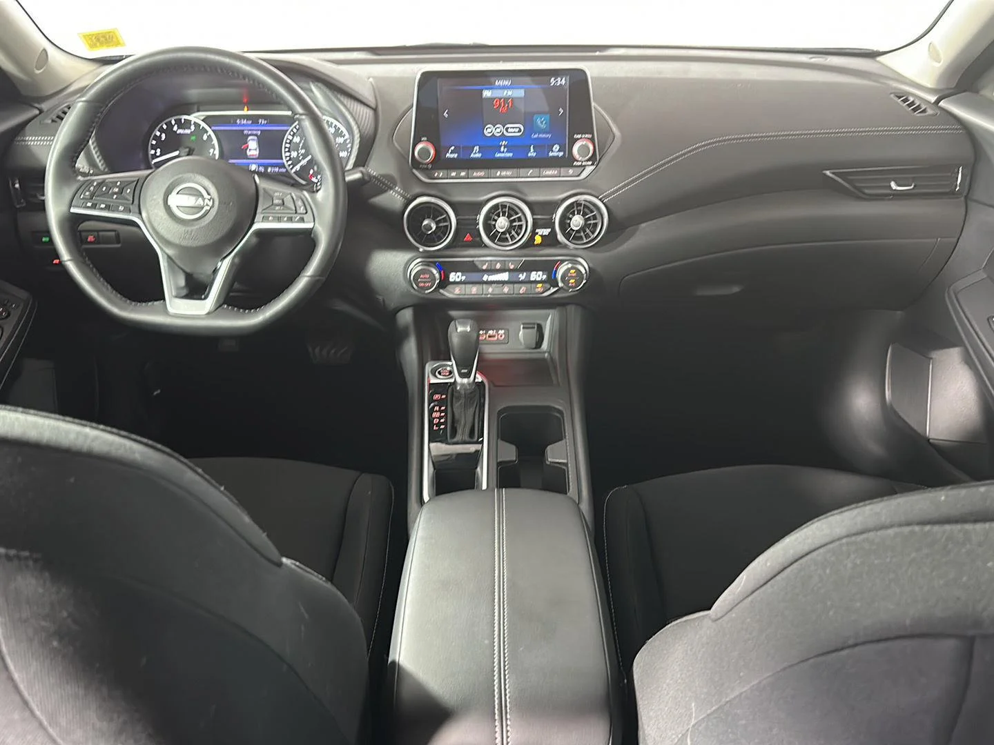 Used 2024 Scarlet Ember Tintcoat Nissan SV image 2