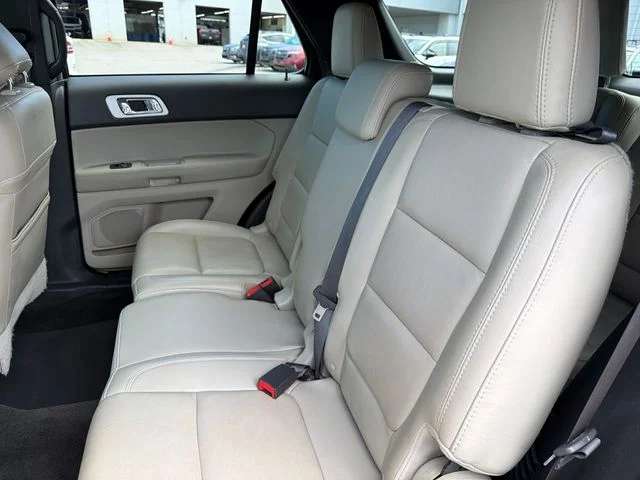 Used 2015 White Ford XLT image 21