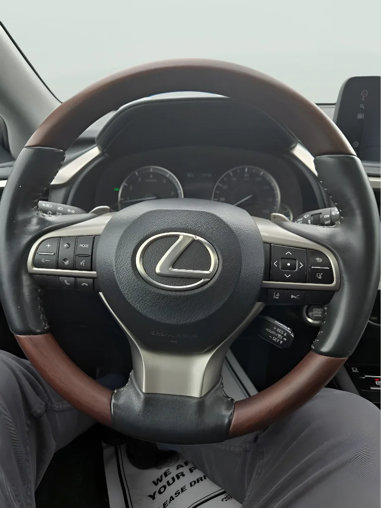 2022 Lexus RX 350 - Photo 19