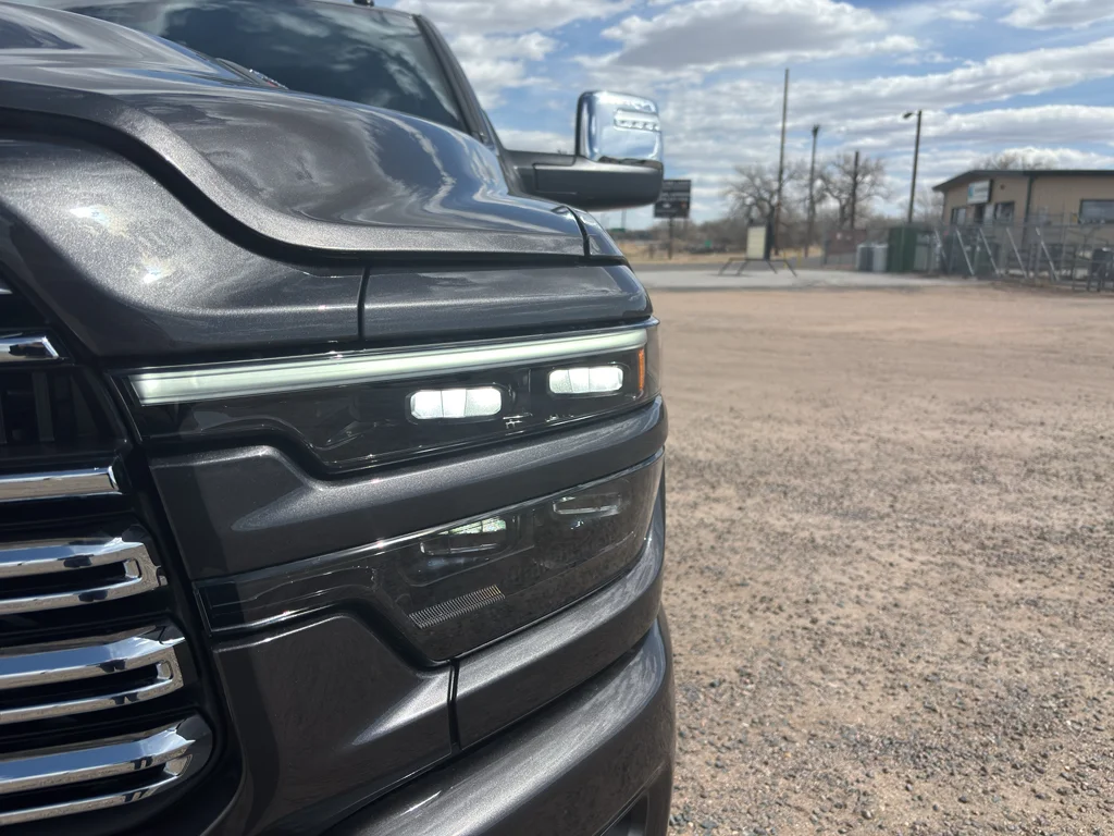 New 2026 Granite Crystal Metallic Clear-Coat Exterior Paint RAM Laramie image 9