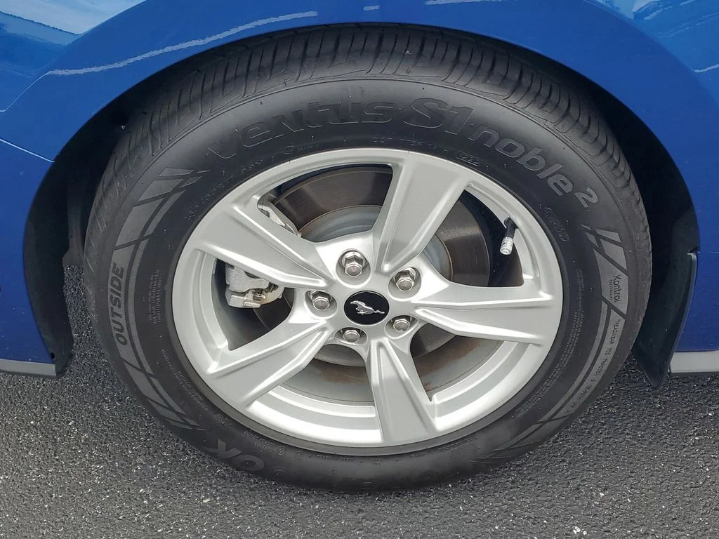 Used 2024 Blue Ford EcoBoost image 5