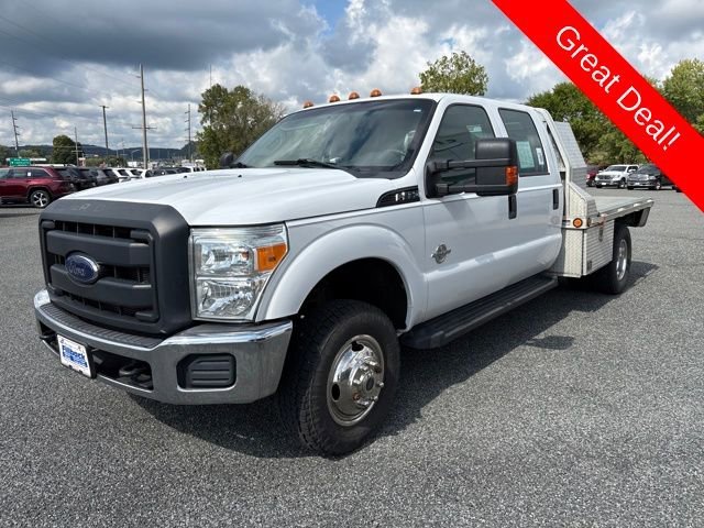 2015 Ford F-350 Super Duty Chassis Cab XL
