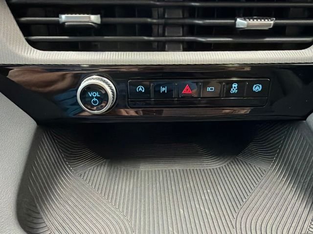 New 2026 Vapor Blue Metallic Ford Active image 34