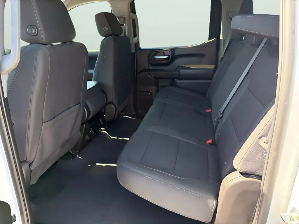 Used 2022 Summit White Chevrolet Custom image 13