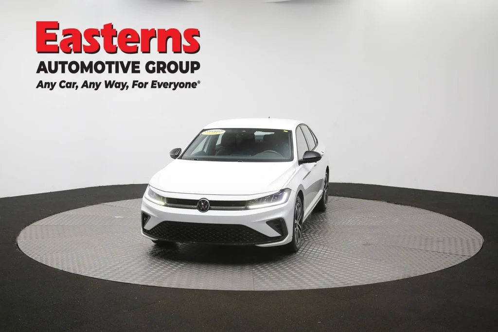 Used 2025 White Volkswagen 1.5T Sport image 52