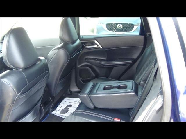 2023 Mitsubishi Outlander Plug-In Hybrid SE - Photo 12
