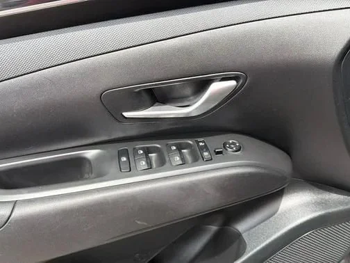 Used 2023 Phantom Black Hyundai SEL image 14