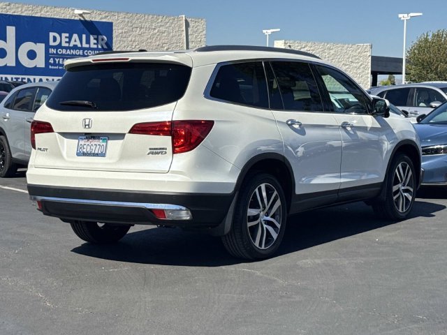 Certified Used 2018 White Honda Touring image 5