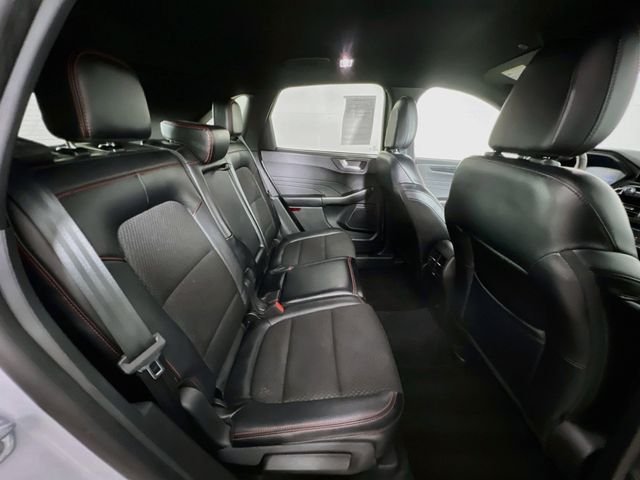 2025 Ford Escape ST-Line - Photo 38