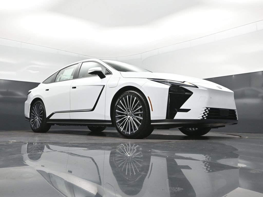 New 2026 Ultra White Lexus ES 350e PREMIUM image 42