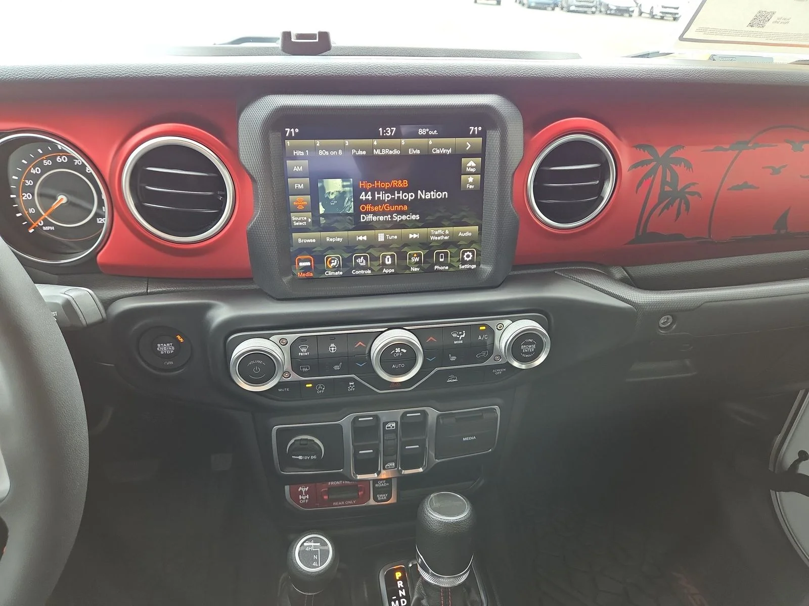 Used 2023 Bright White Clearcoat Jeep Rubicon image 17
