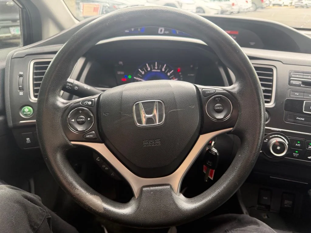 Used 2014 Black Honda LX image 21