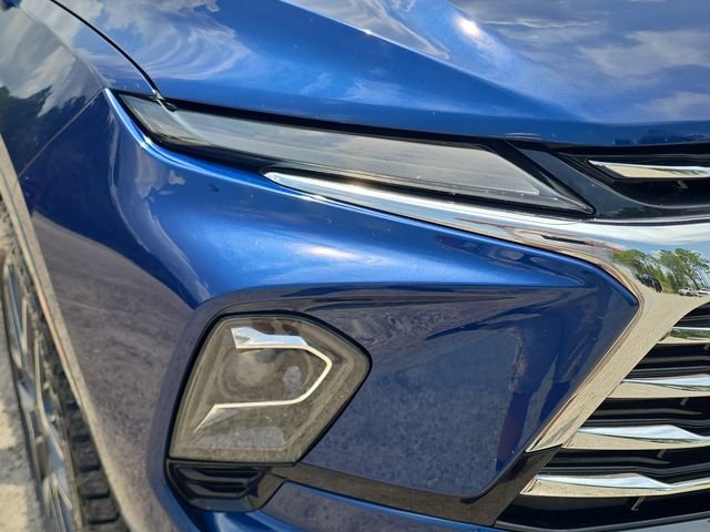 Used 2023 Blue Chevrolet Premier image 7