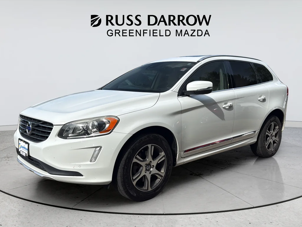 Used 2015 White Volvo T6 image 1