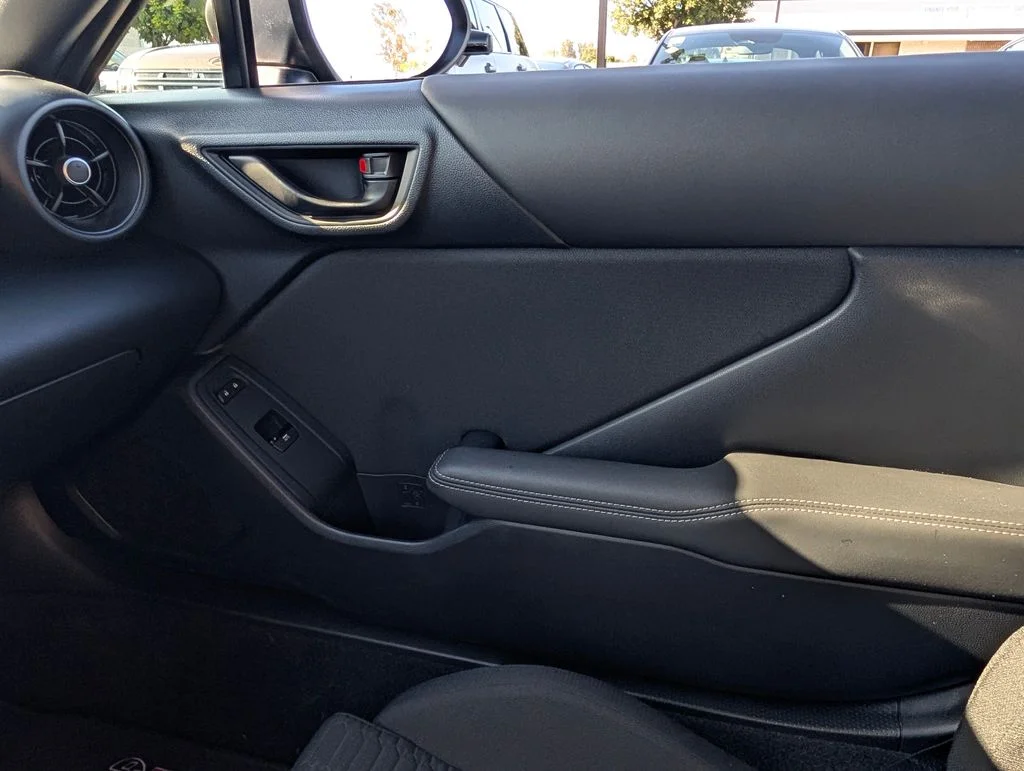 2022 Toyota GR86 Base - Photo 19