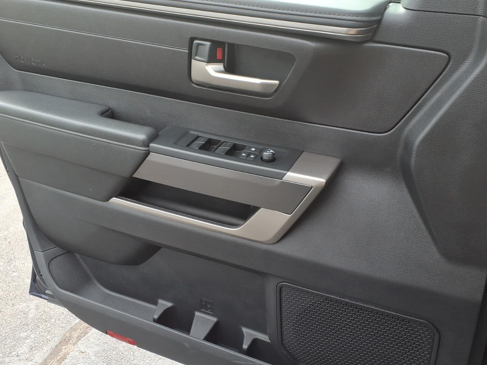 Used 2022 Blueprint Toyota SR5 image 28