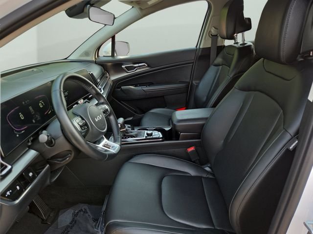 Used 2024 White Pearl Kia EX image 32