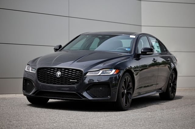 2024 Jaguar XF R-Dynamic SE