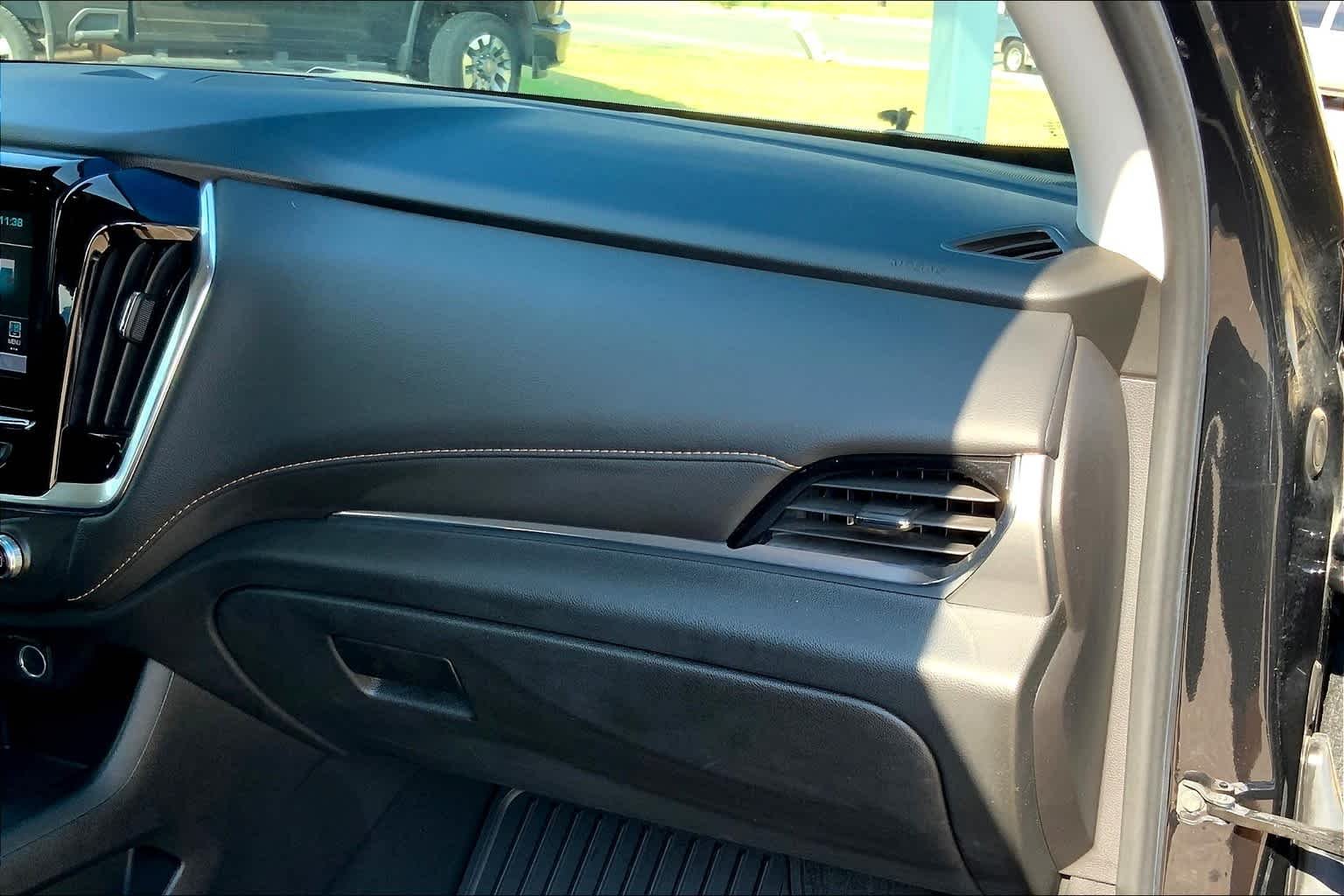 Used 2019 MOSAIC BLACK METALLIC Chevrolet LT Cloth image 19