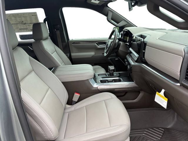2026 Chevrolet Silverado 1500 LTZ - Photo 13