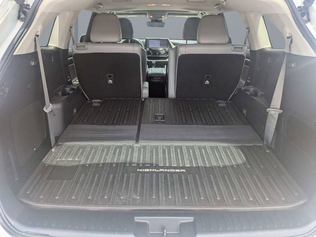 Used 2022 Beige Toyota Limited image 11