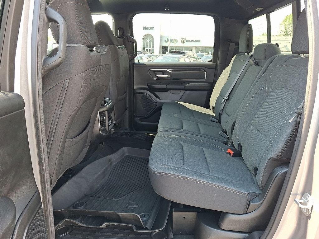 Used 2022 Silver Ram Big Horn/Lone Star image 11