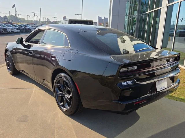 New 2026 Diamond Black Crystal Pearlcoat Dodge R/T Plus image 11