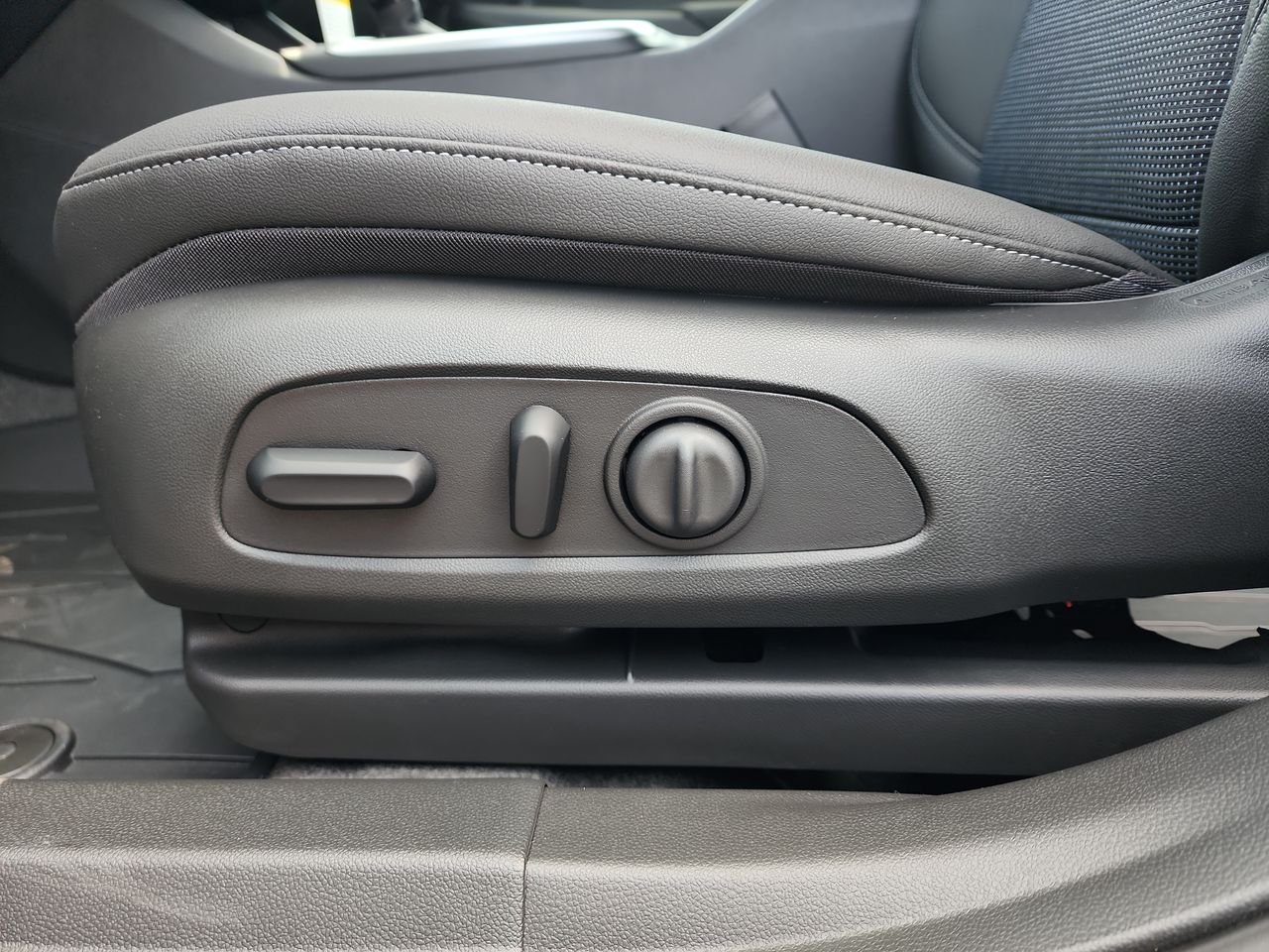 New 2026 Blue Buick Preferred image 12